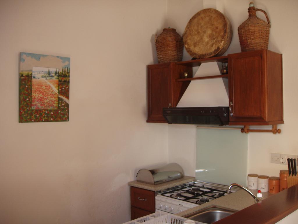 Niovi House Apartman Tóhni Kültér fotó